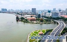 Đến 2030， các quận huyện TP.HCM phát triển chia 3 tiểu vùng đô thị với 10 trục không gian